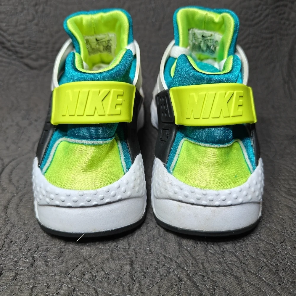 Nike Air Huarache Green White Gray Sneakers Men's Shoes Big Girl Youth Size 7Y